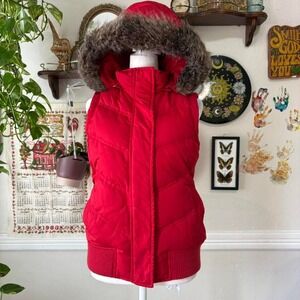 Vintage Y2K GAP Size S Red Down Winter Puffer Vest Fur Lined Removable Hood‎